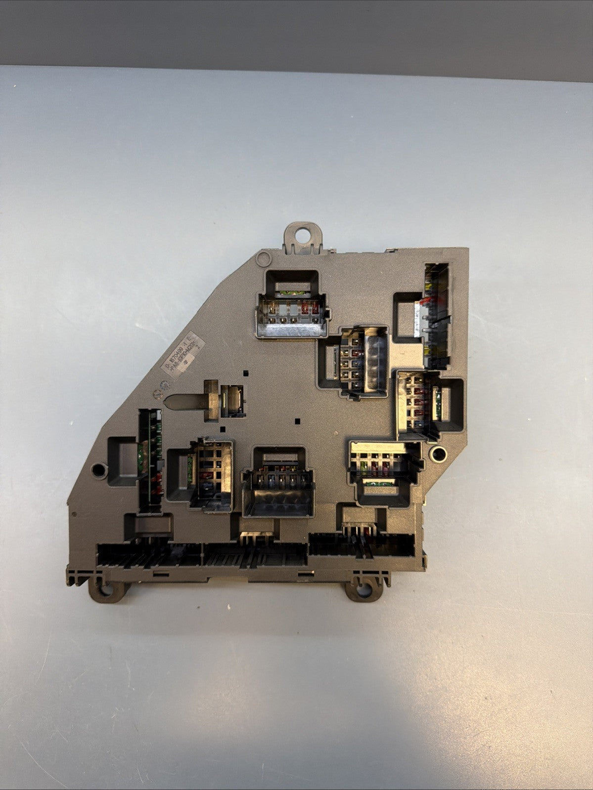 2010-2016 BMW F10 528i 535i Rear Distribution Power Fuse Box Module 9264923