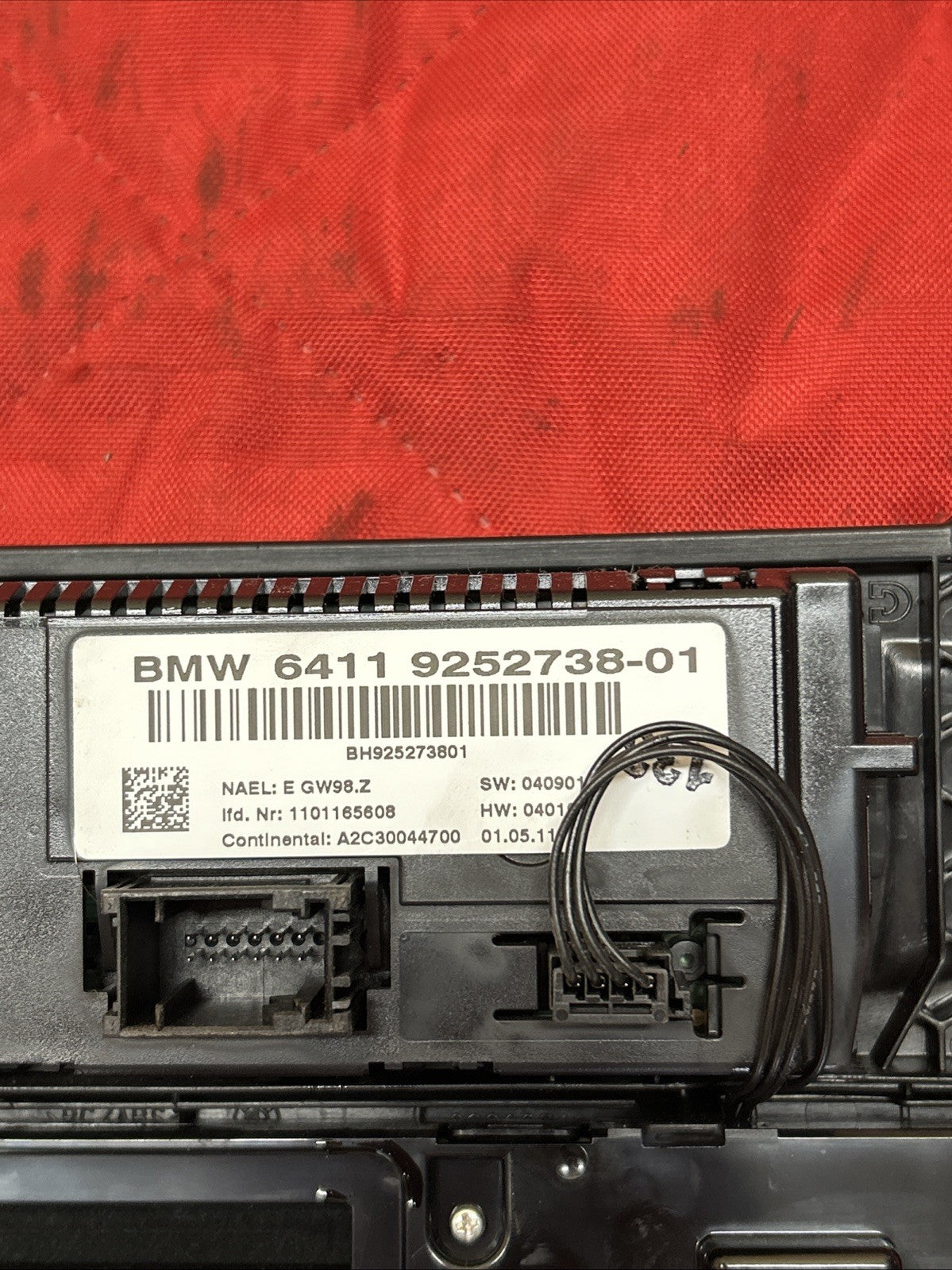 2011-2014 BMW X3 3.0L - Front AC Climate Control / Stereo / CD UNIT 9252738