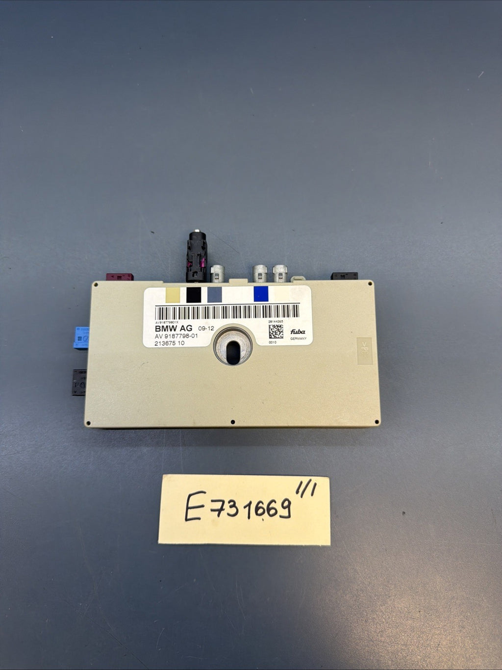 07-13 OEM BMW E93 Convertible Radio Diversity Antenna Amplifier Module 9187798