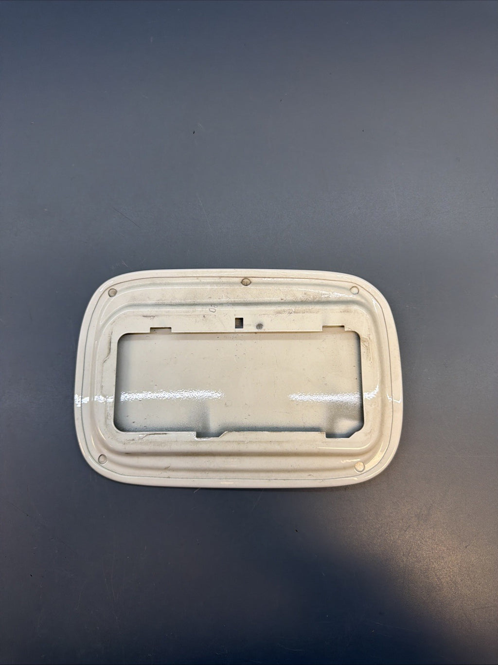 08-13 OEM BMW E82 E88 Rear Fuel Gas Tank Flap Filler Lid Cover Cap WHITE