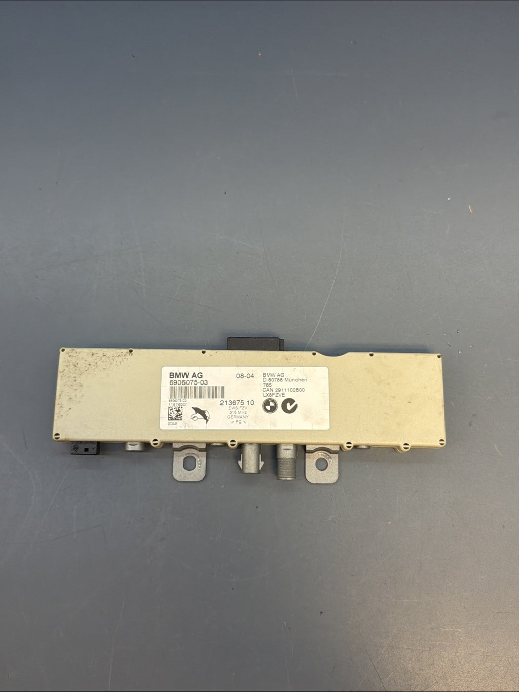 01-06 BMW E46 M3 330i 325i Antenna Booster Radio Amplifier 315 MHz 6906075