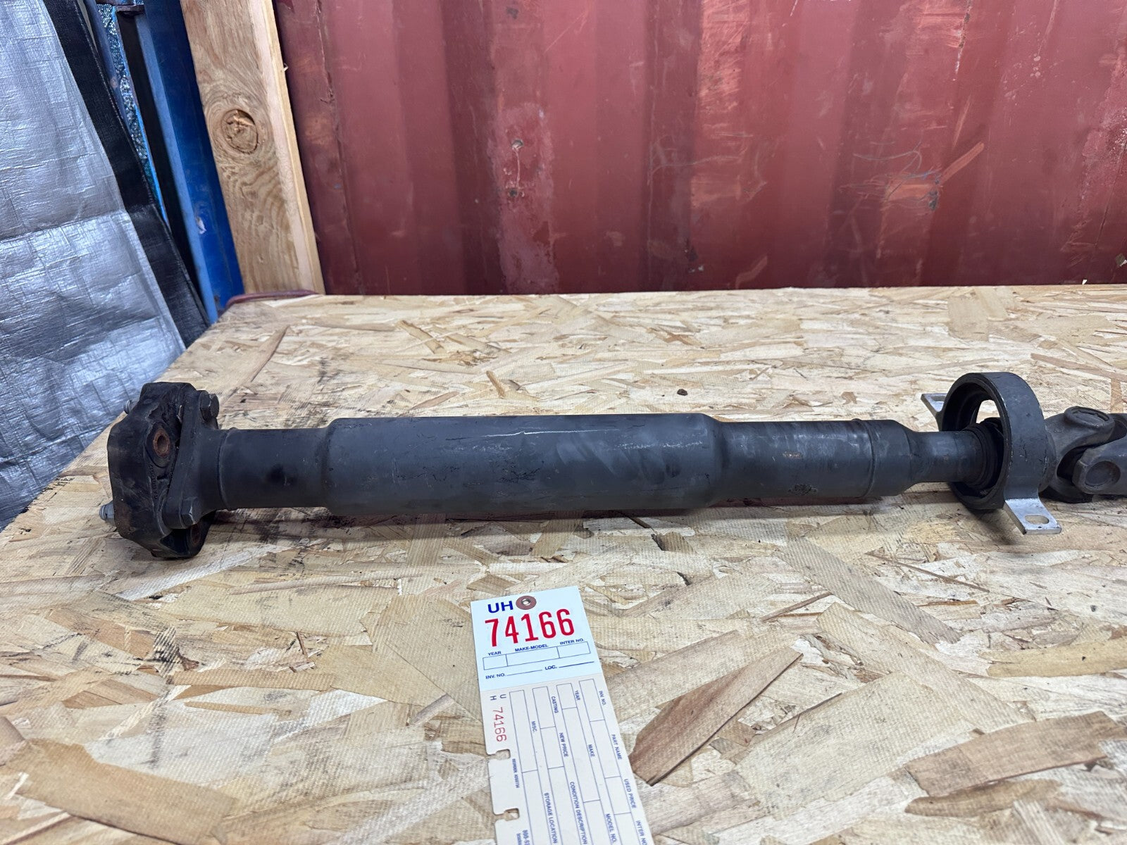 OEM BMW REAR DRIVESHAFT FITS AUTOMATIC 06-13 E90 E91 E92 E93 325 328 7551199