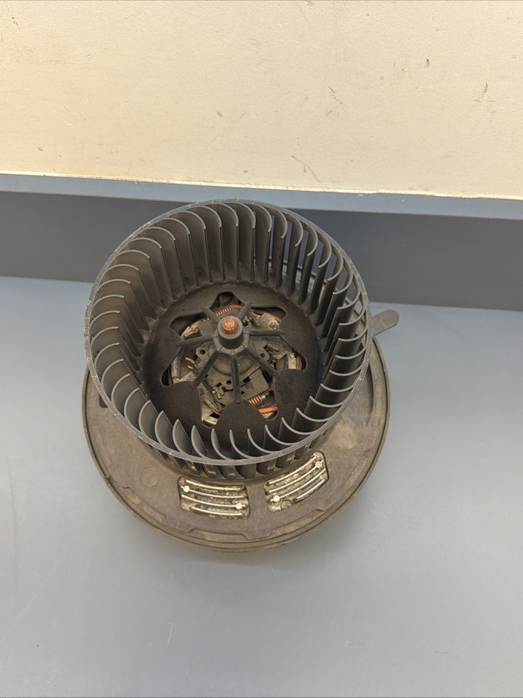 07-13 BMW X1 X3 E82 E90 E92 128I 135I 328I 335I HEATER BLOWER MOTOR FAN 6933663