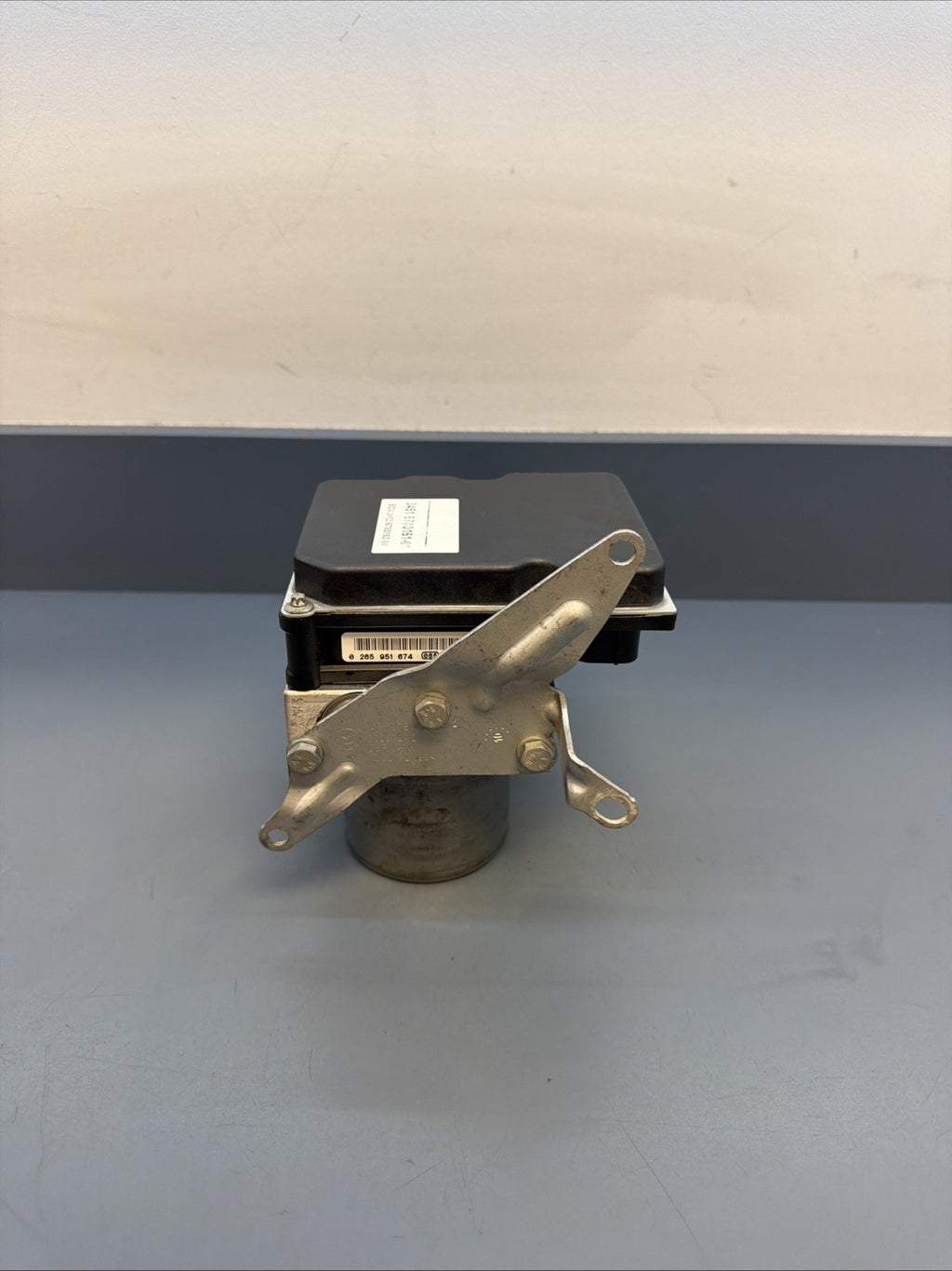 2007–2013 BMW 3 Series E90 E92 E93 ABS Pump / Control Module OEM 34516780161-01