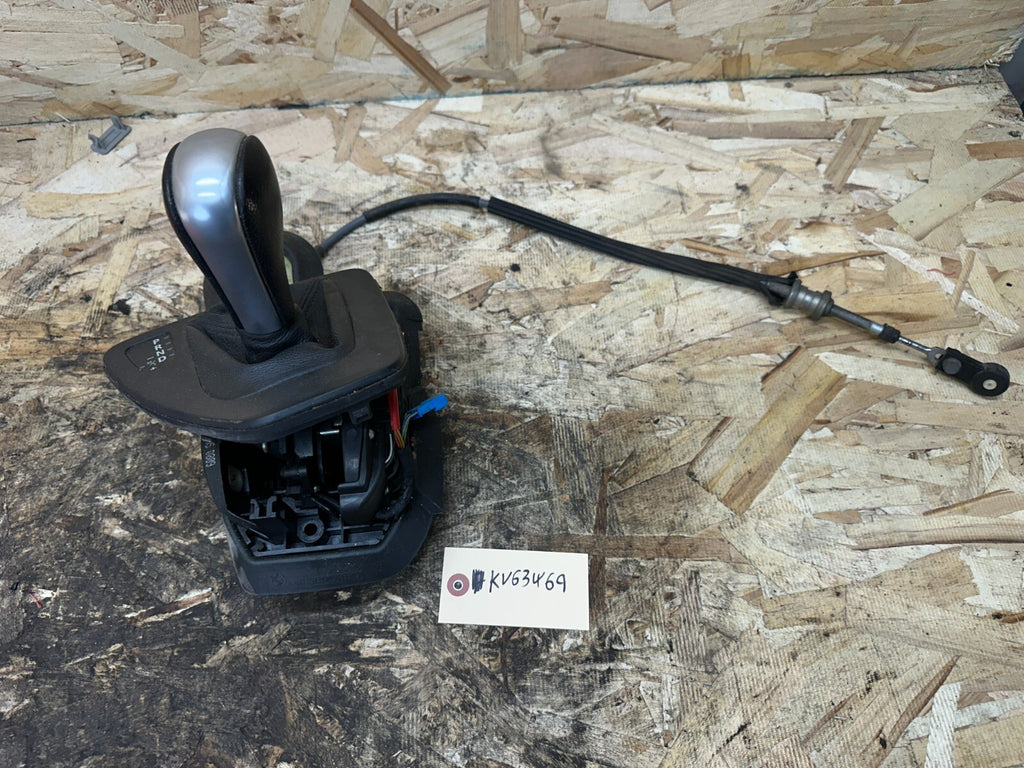 BMW 2006-2012 E90 E9X AUTOMATIC GEAR SHIFT GEAR SLECTOR SILVER OEM 7548061