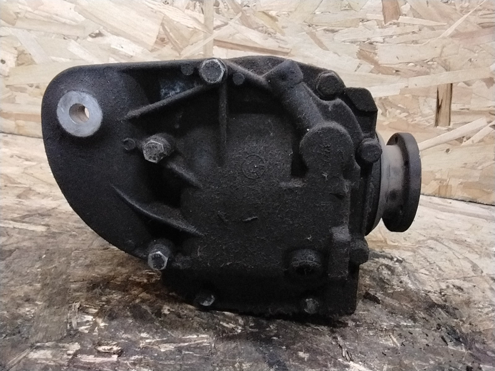 BMW REAR DIFFERENTIAL 5 SERIES 3.73 FINAL DRIVE 530XI E60 7528314