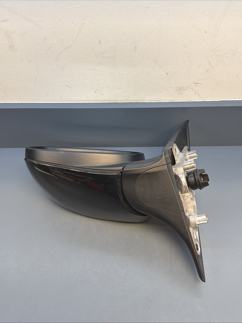 2010-2013 BMW E92 E93 3 Series LH Driver Side View Power Door Mirror 7208146 OEM