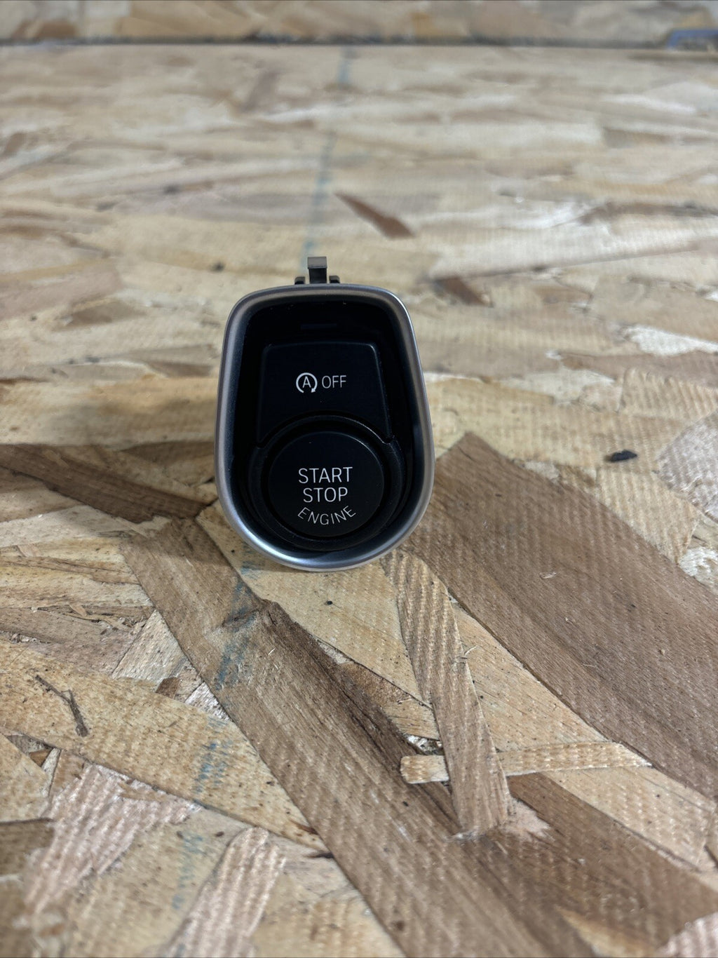 12-15 BMW 320i 328i 335i F30 ENGINE START STOP IGNITION SWITCH BUTTON 9250734OEM