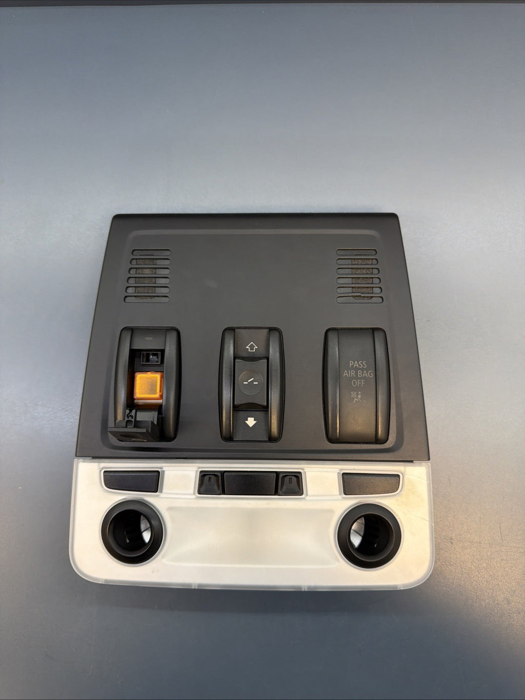 2010 - 2015 BMW E84 X1 FRONT UPPER BLACK DOME LIGHT LAMP SWITCH OEM 9225516