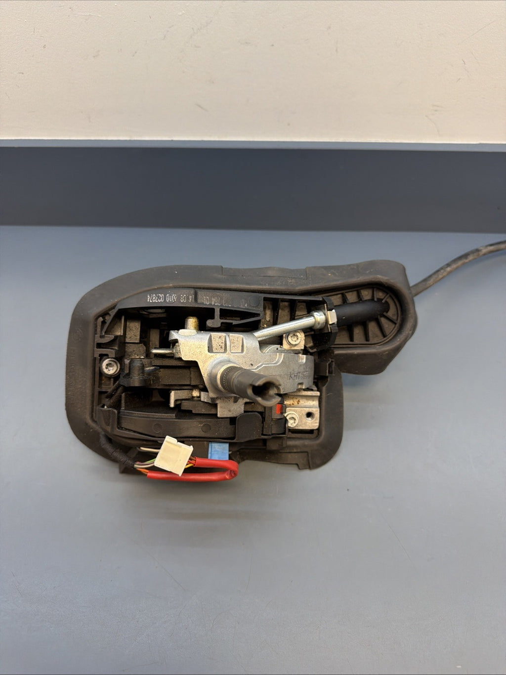09-2013 BMW 323I 328I E90 E92 E93 Automatic Shifter Assembly W/ Linkage 7603764