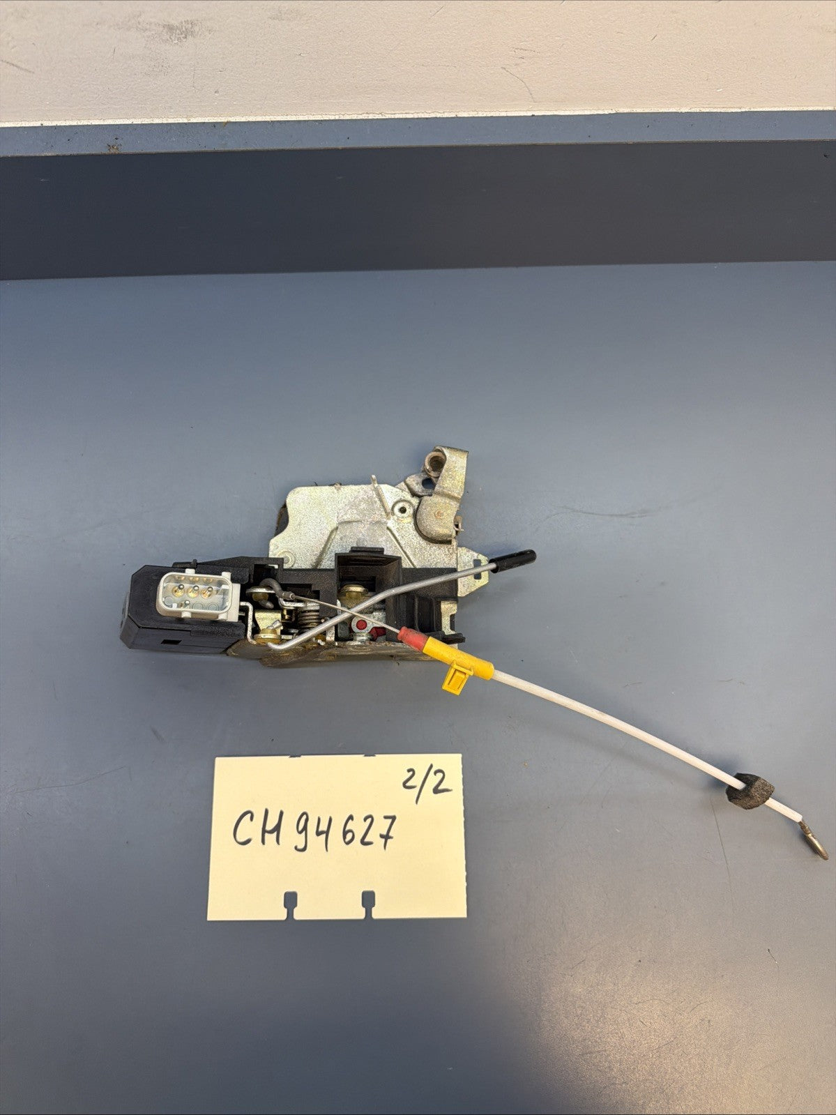 97-03 BMW E39 525 530 540 Rear Right Passenger Door Lock Latch Actuator 8352165