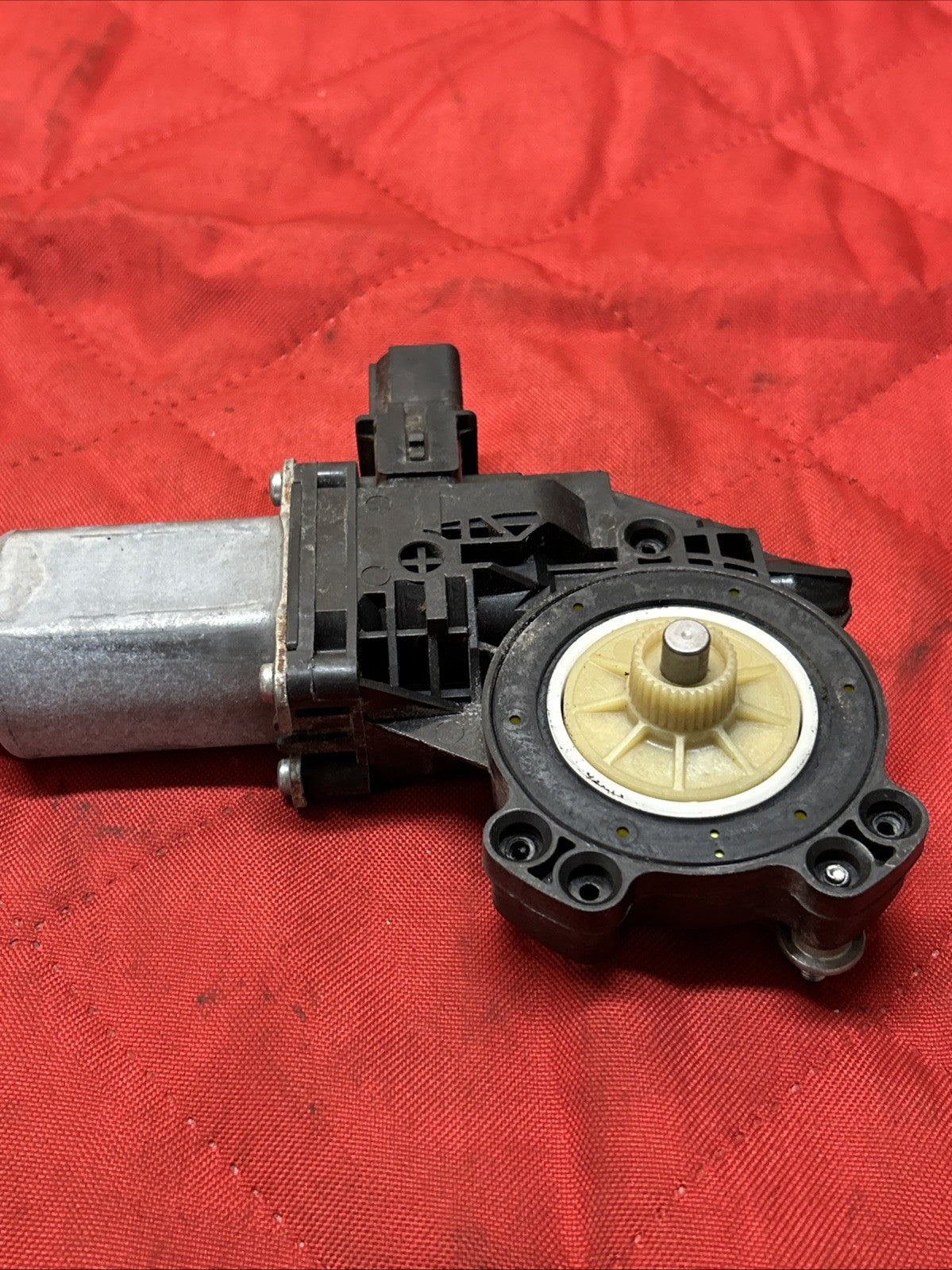 2011 - 2017 BMW X3 F25 Rear Right Side Door Power Window Motor 7258536