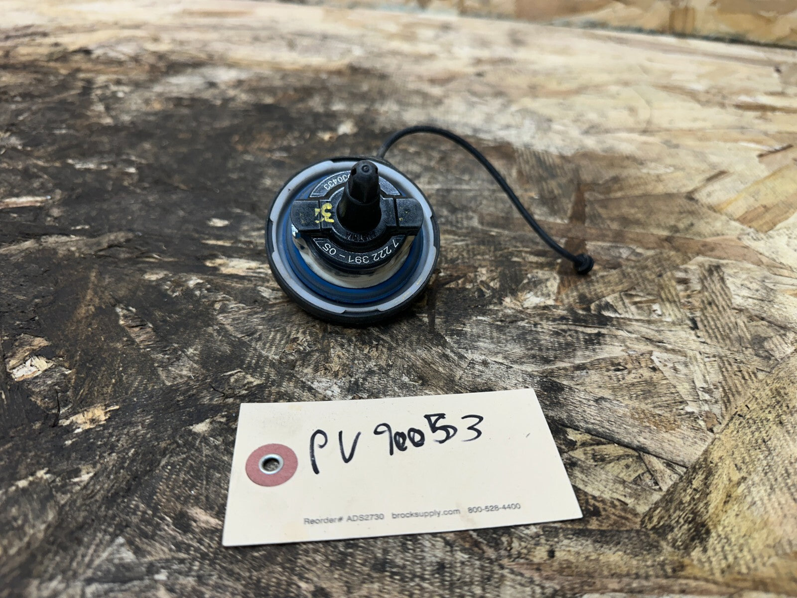 BMW E60 E90 F30 FUEL FILLER GAS CAP BLACK OEM 7222391