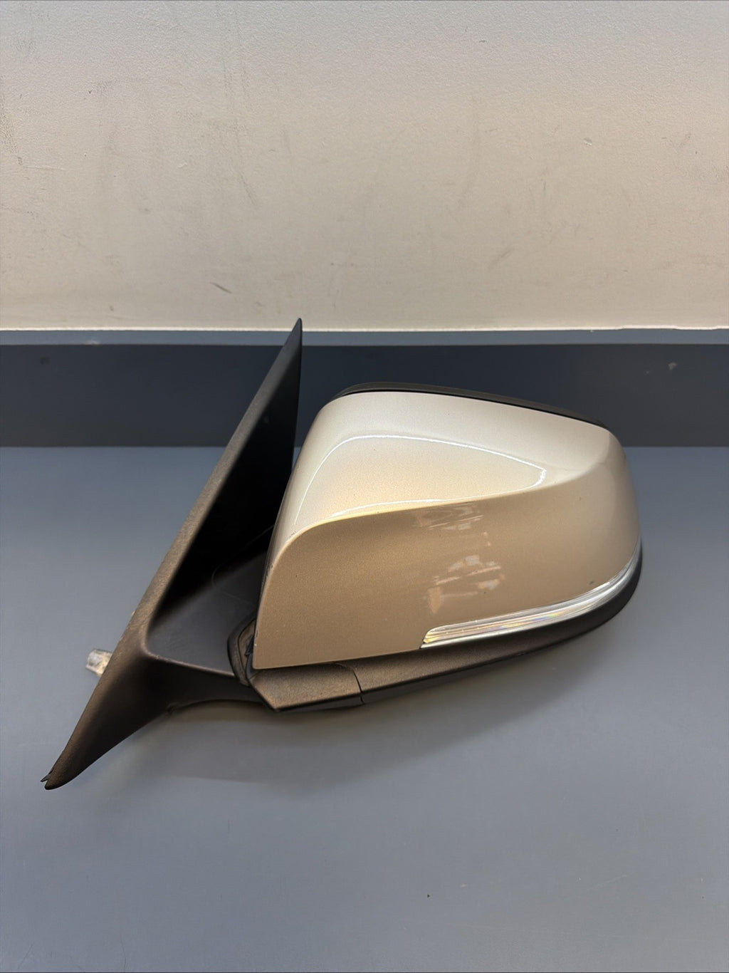 2012-2016 BMW 328i Driver Left Side Power F30 Door Mirror Grey E1021185 Oem