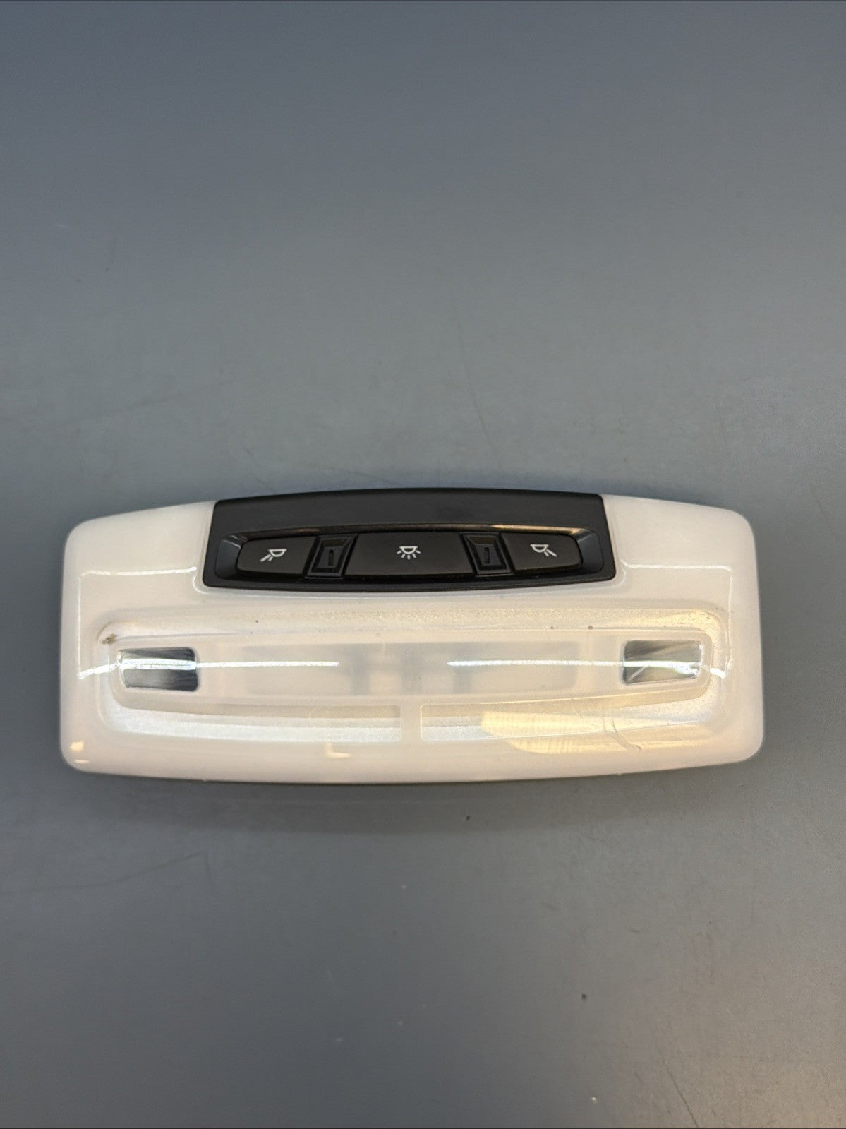 BMW F30 2012-2019 REAR OVERHEAD DOME LIGHT SWITCH OEM 179349-00