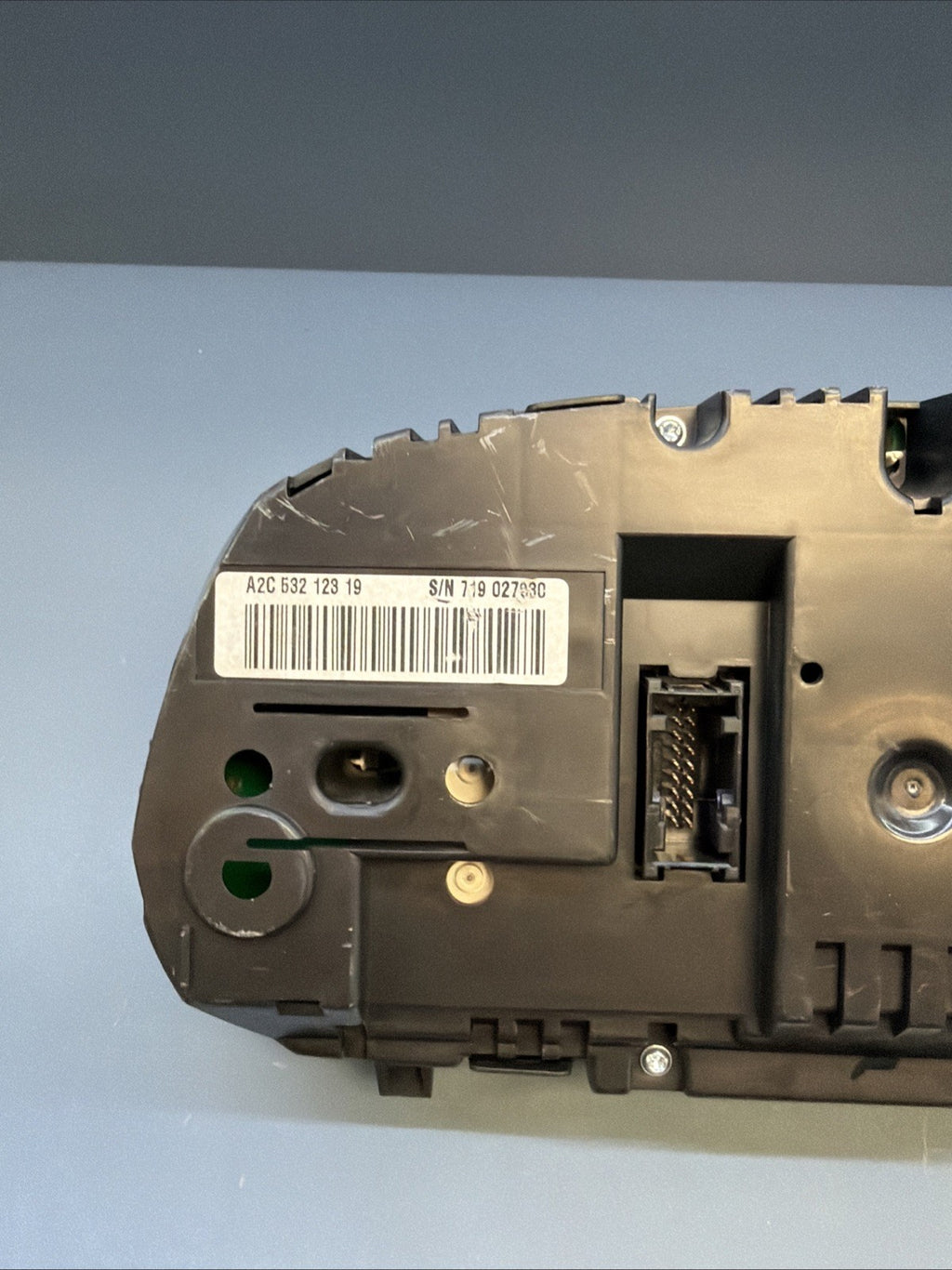 BMW 2005-2012 E90 SPEEDOMETER INSTRUMENT GAUGE CLUSTER MPH OEM 9130297