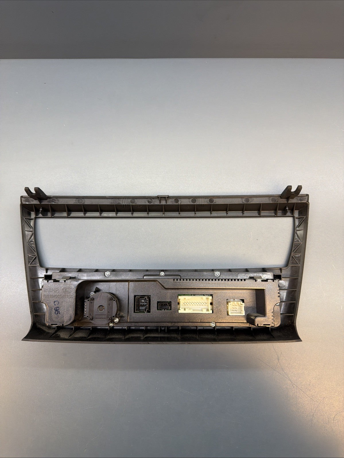 2004-10 BMW X3 E83 64113443981 Climate Control Trim Bezel Black OEM 3443981