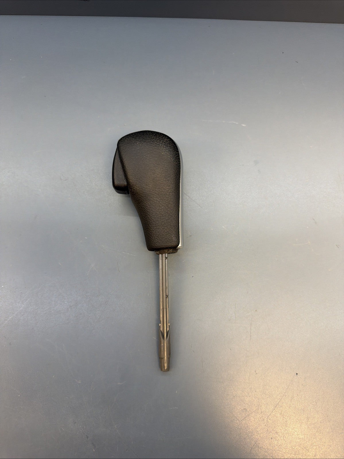 04-10 BMW X3 E83 Gear Shift Shifter Knob Auto Trans OEM 7537992