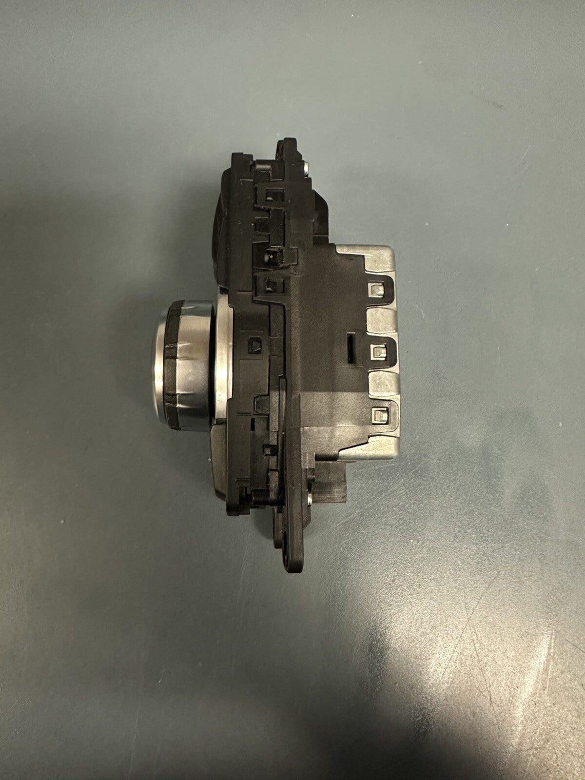 11-17 BMW F20 F30 F10 F25 135 335 RADIO NAVI CIC CONTROLLER KNOB IDRIVE 9267955