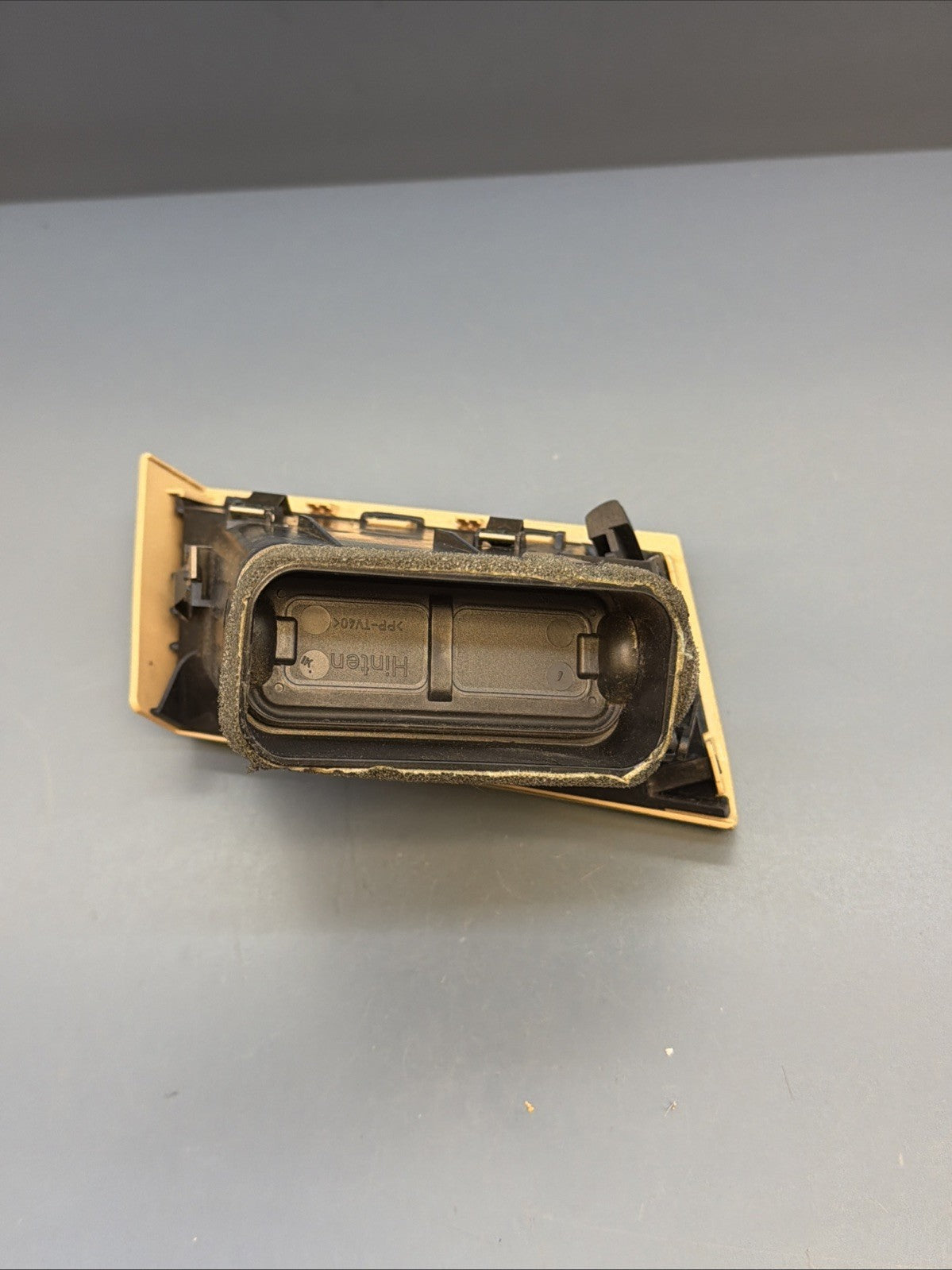 2003-2010 BMW X3 E83 Left Driver Side Air A/C Vent TAN OEM 3400075