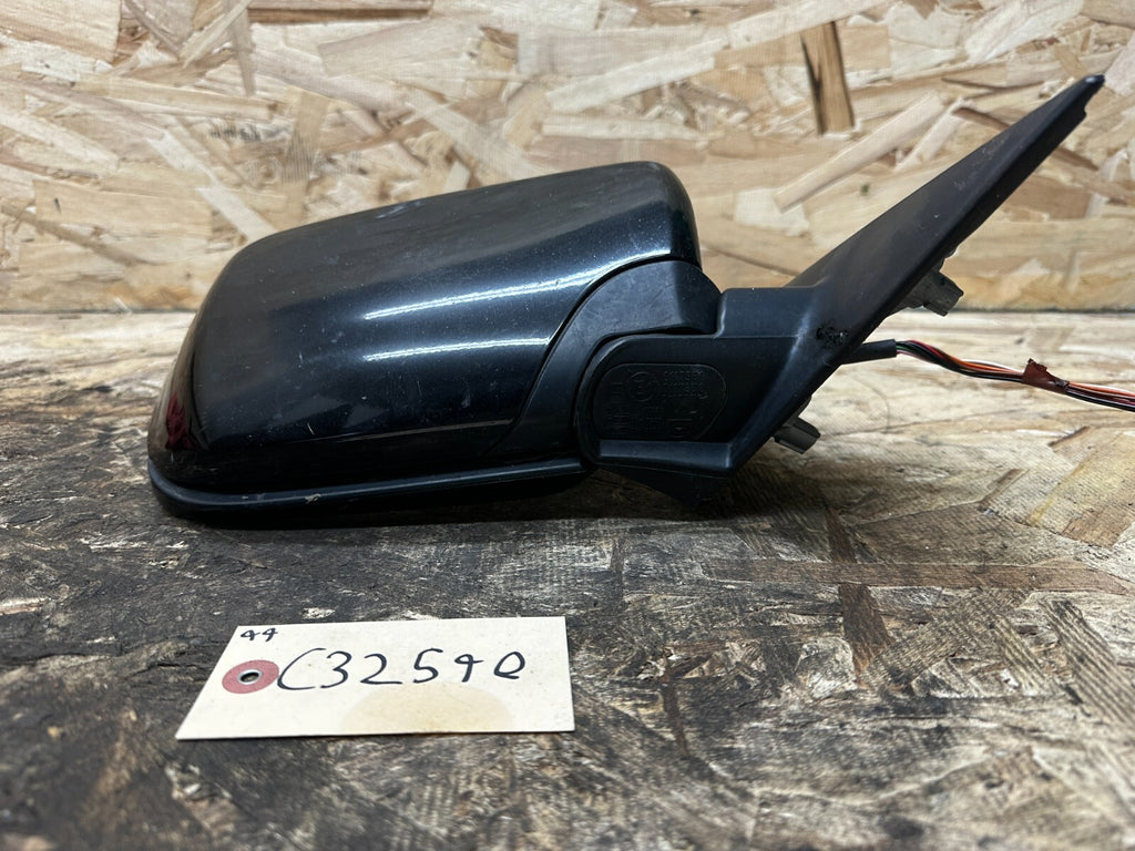 BMW 1997-2002 E46 PRE LCI RIGHT/PASSENGER SIDE VIEW MIRROR BLACK OEM 0117351