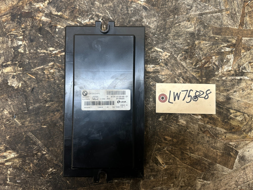 BMW 05-09 E90 3 SERIES ADAPTIVE HEADLIGHT FOOTWELL CONTROL MODULE OEM 9128185
