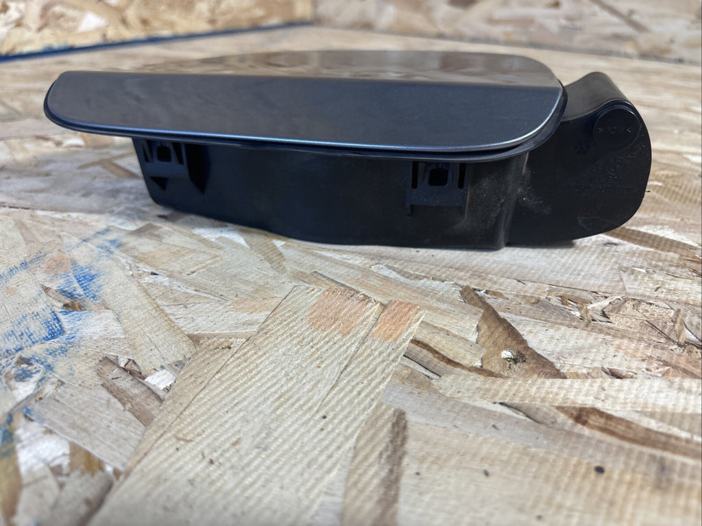 2007-2012 BMW E93 3-SERIES FUEL TANK LID TANK FILLER FLAP DOOR OEM 7546830