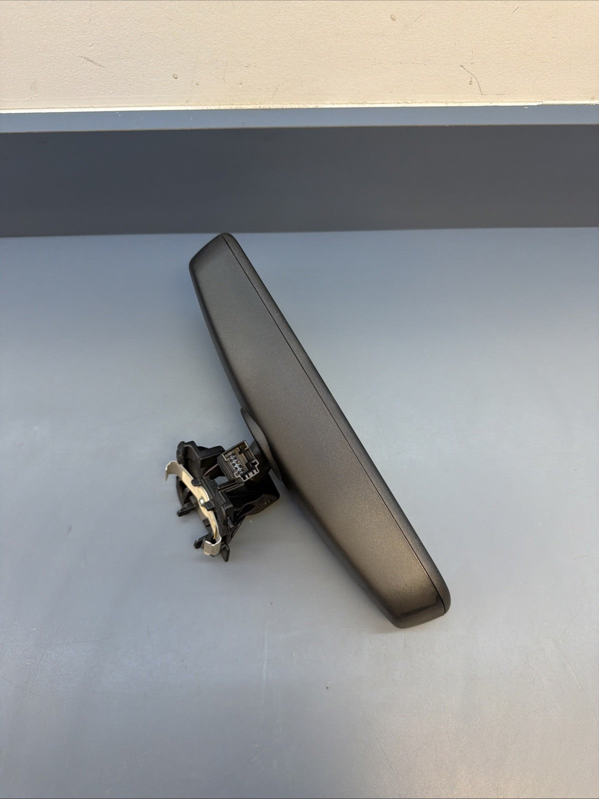 2011-2016 BMW 528i 535i 550i Front Upper Rear View Mirror Assembly 9274268 OEM