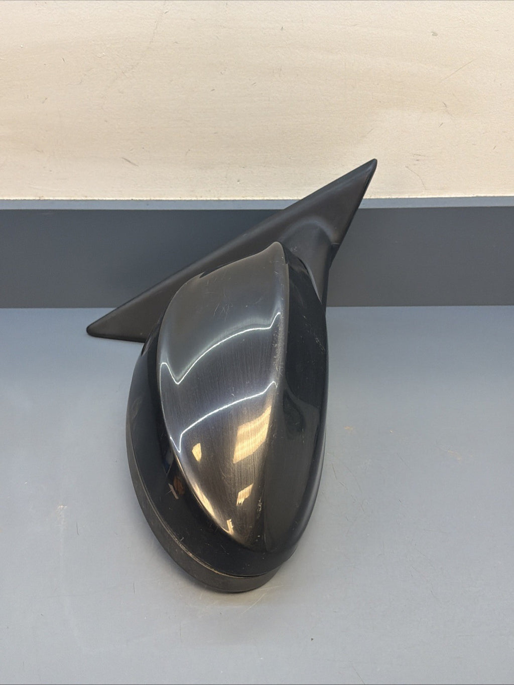 2007-2008 BMW 328i Front Right Passenger Side Door Rear View Mirror 7075626 OEM