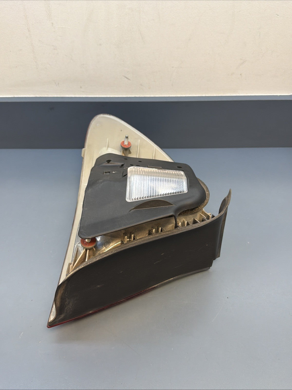 BMW 00-03 E46 325 330 Coupe Right PASSANGER Outer Tail Light 63218383826 8383826