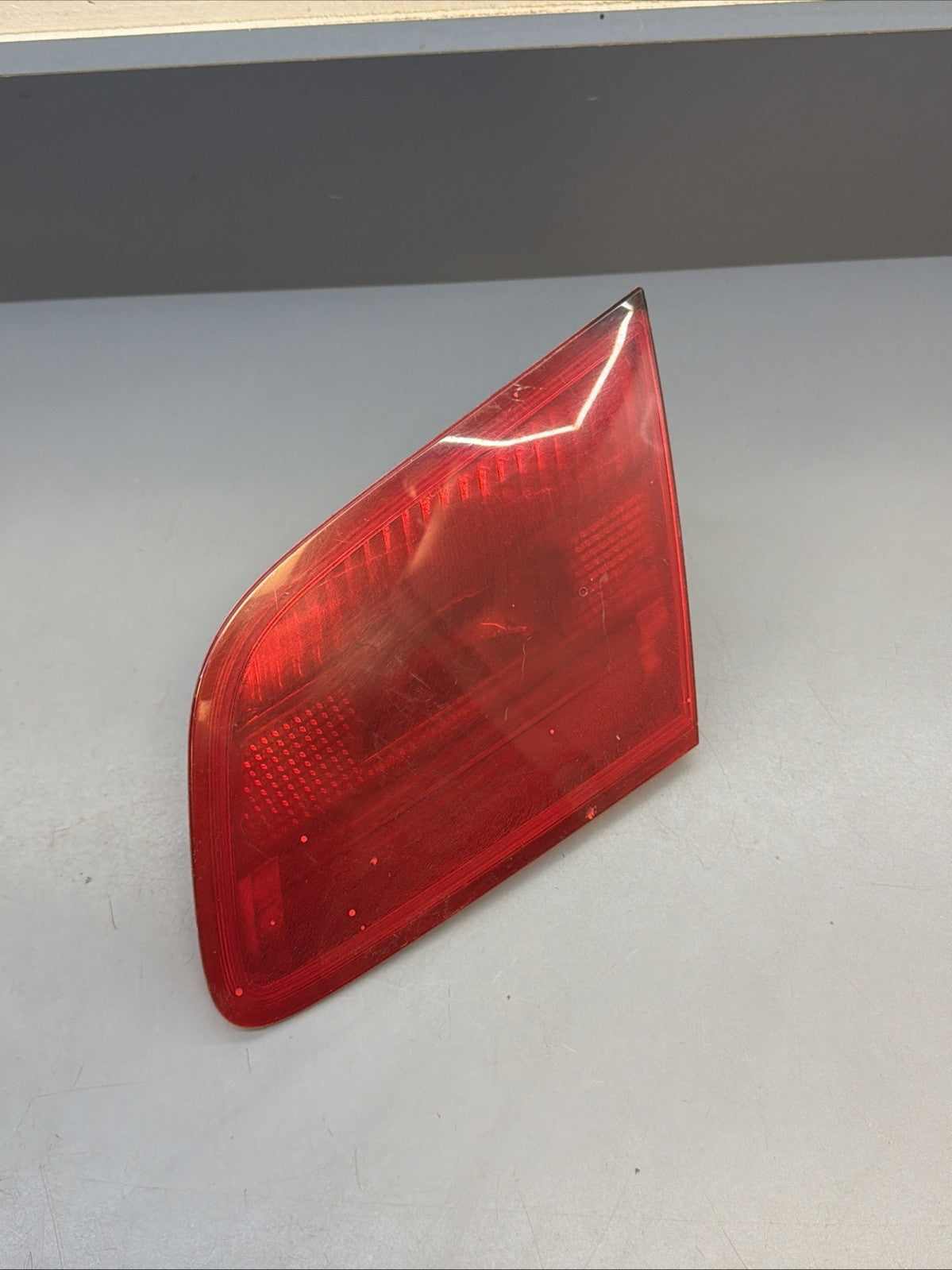 07-10 BMW M3 335 E92 Coupe Rear Right Inner Taillight Assembly 7162300 PRE-LCI
