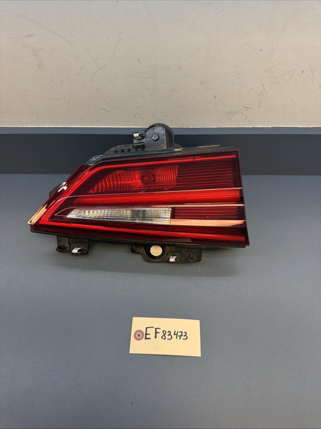 2018-2020 BMW X2 F39 REAR LEFT SIDE INNER TAILLIGHT TAIL LIGHT LAMP F03689500G