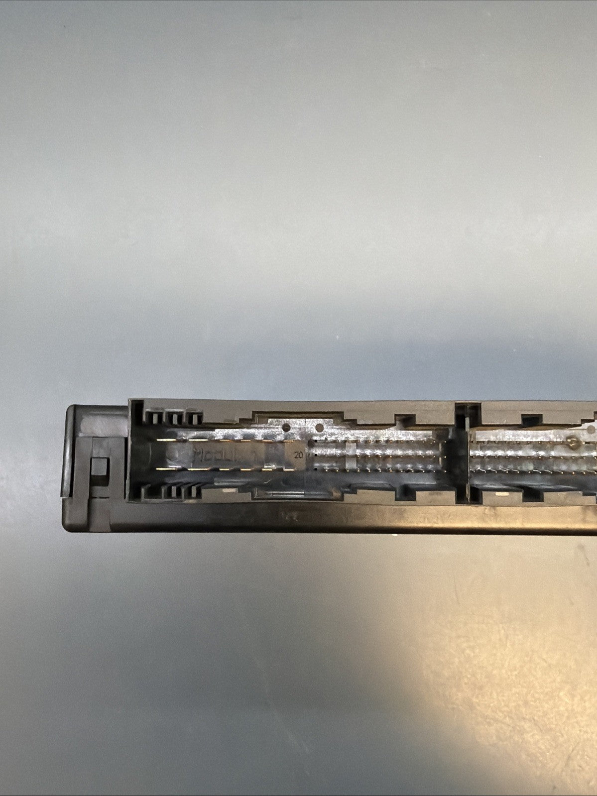 BMW 5 6 Series E60 E61 E63 E64 Body Gateway Module Control Unit KGM ECU 9221110