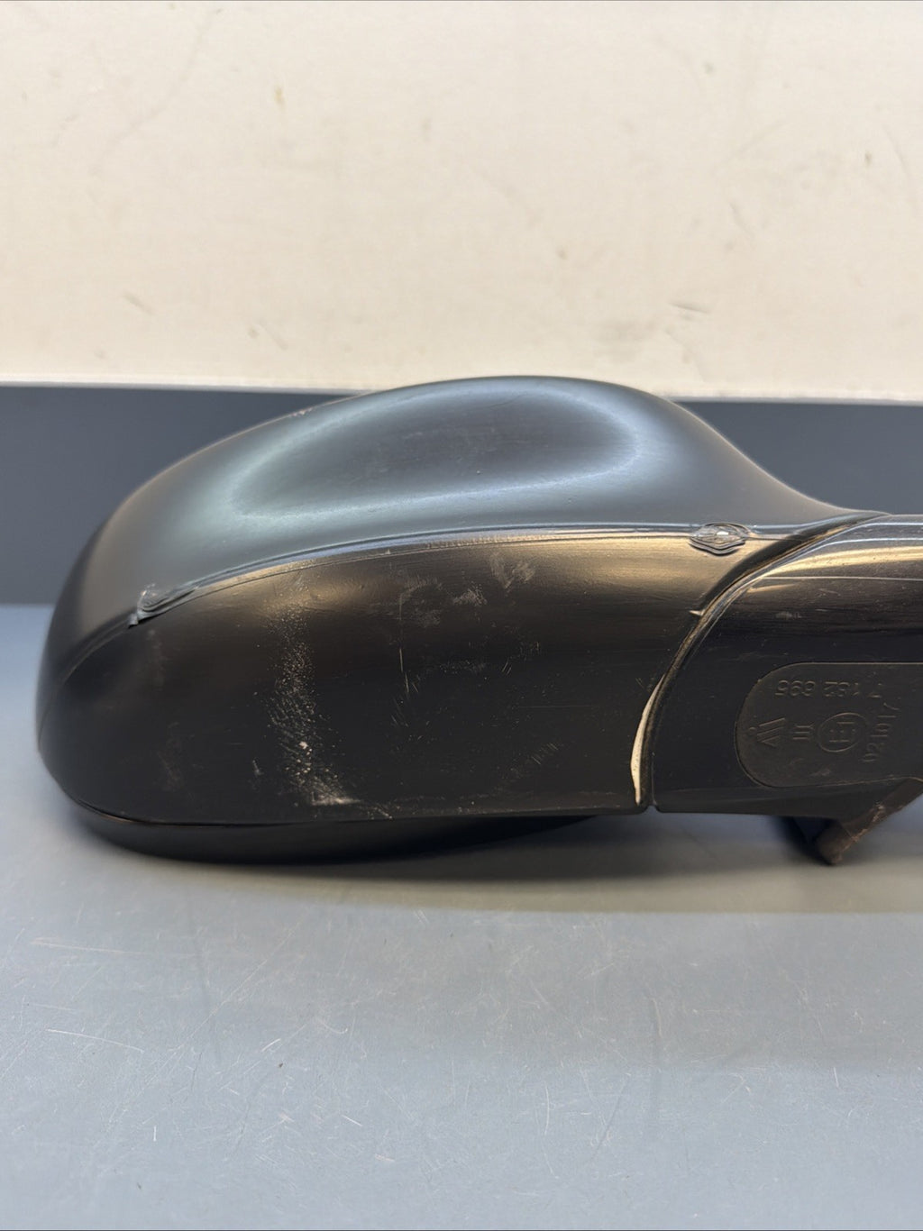09-11 BMW E90 328i 335d Front Right Passanger Side Mirror Assembly 7182695 OEM