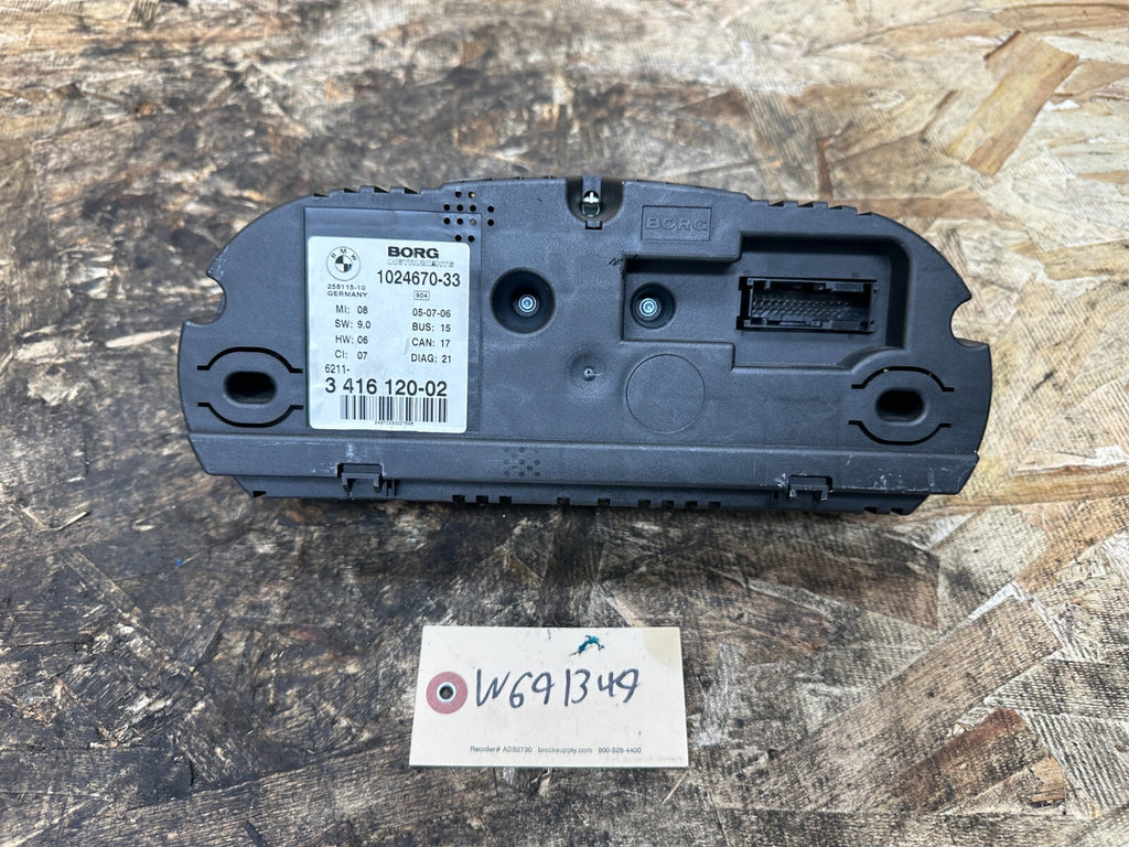 BMW 2003-2006 E83 X3 SPEEDOMETER INSTRUMENT CLUSTER MPH OEM 3416120