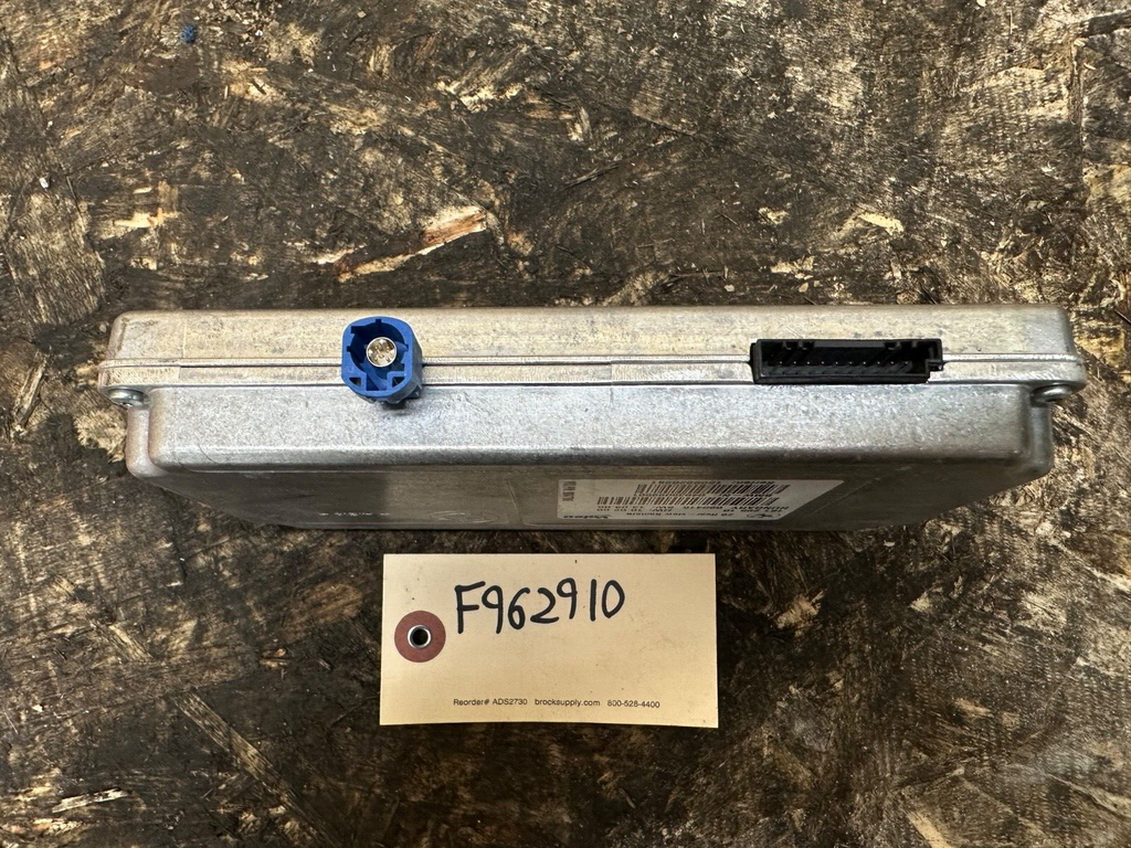 2012-2018 BMW F30 328xi REAR BACK UP CAMERA CONTROL MODULE OEM BMW 90847906