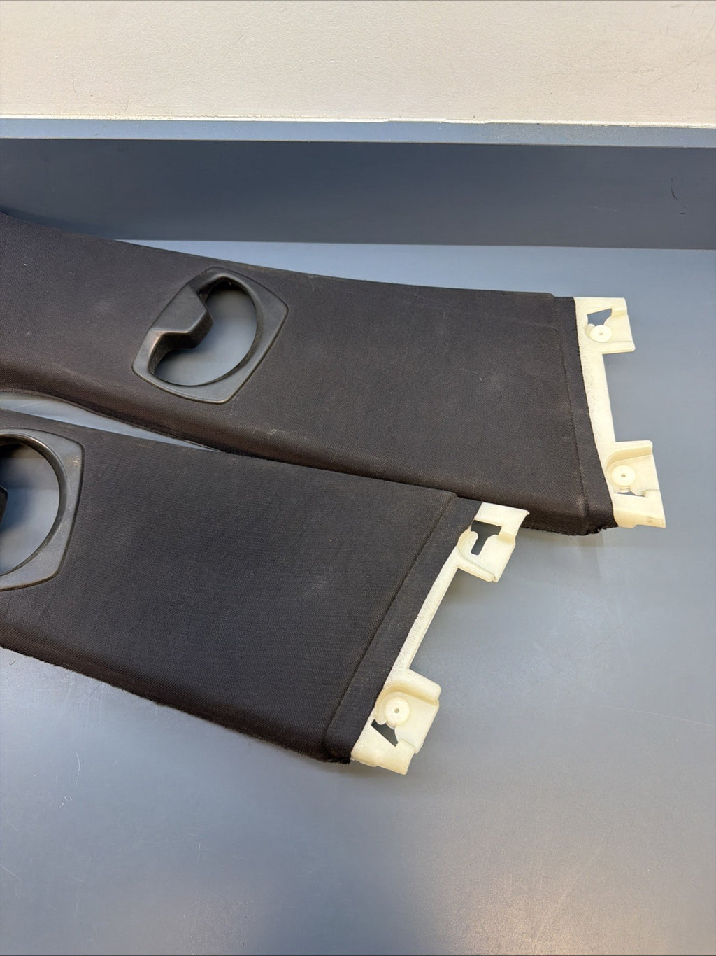 07-11 BMW 335i 328i E91 Left & Right Upper Door Seatbelt B Pillar set 7058335/36