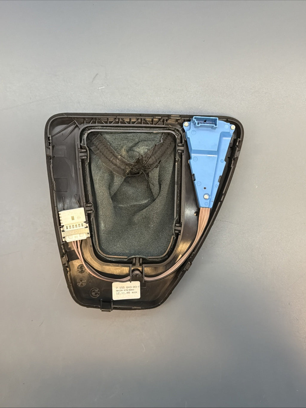 2007-2013 BMW E90 E92 E93 328i Automatic Gear Shifter Trim Bezel 7155643 Oem