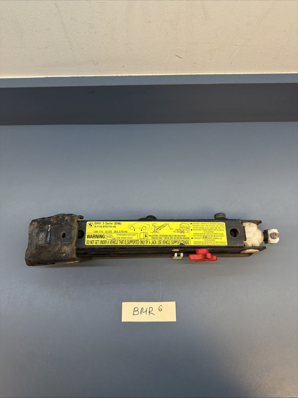 BMW E46 Trunk Jack Lifting Tool 6757131 OEM 99-06 323 325 328 330 M3