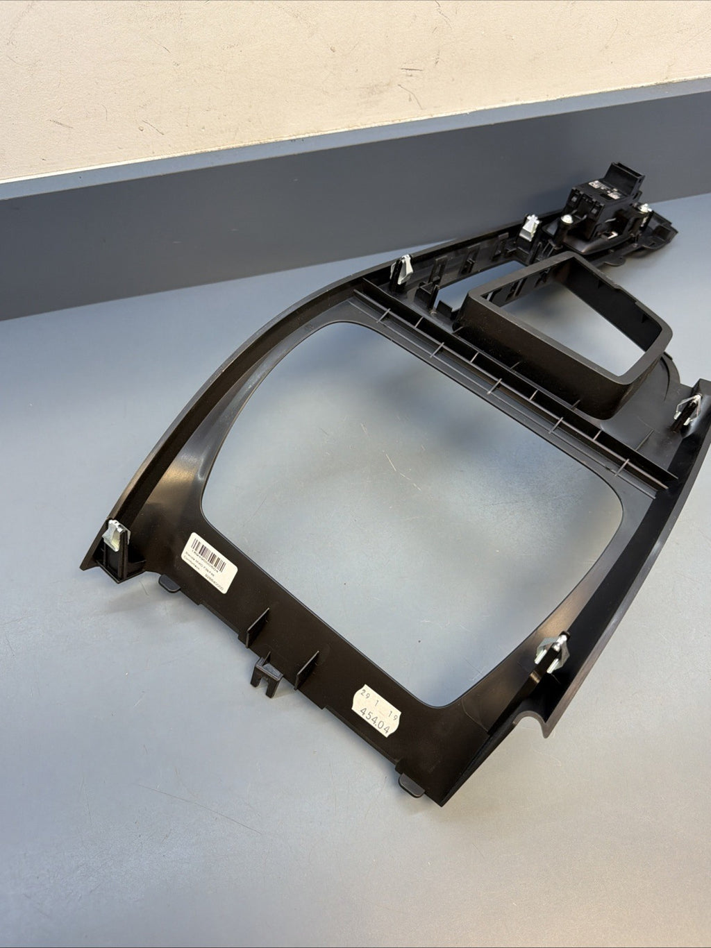 BMW 2018-2022 F39 X2 Center Console Shifter Upper Trim Panel w Switches 9490005