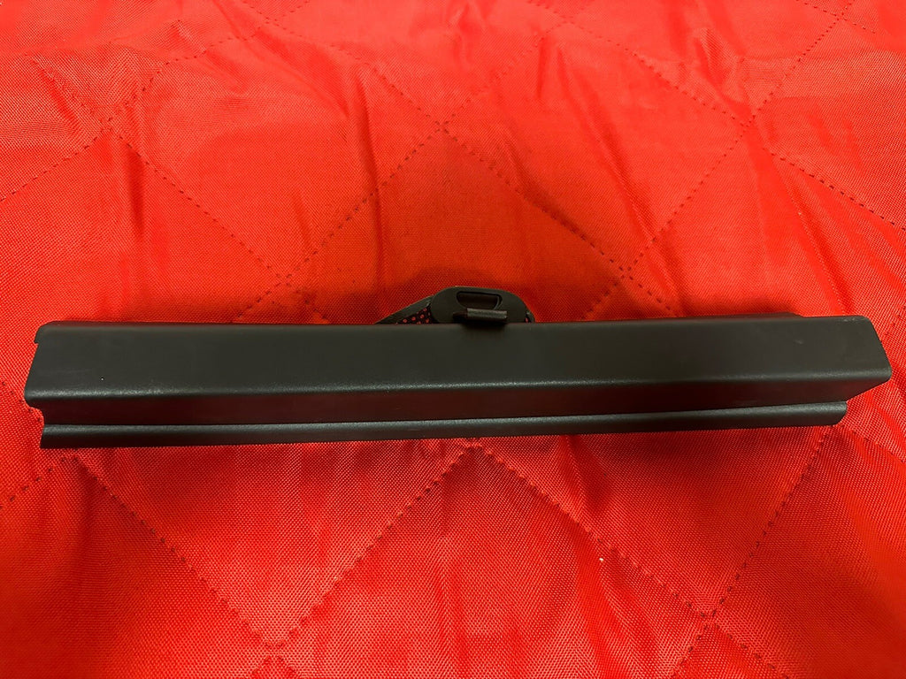 04-10 BMW E60 5 SERIES REAR LEFT SIDE DOOR QUARTER WINDOW SUN SHADE OEM 6984649