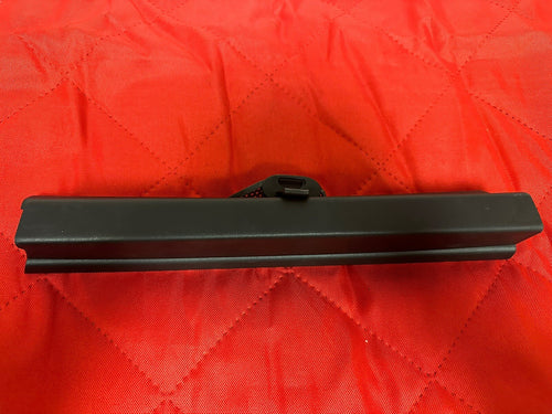 04-10 BMW E60 5 SERIES REAR LEFT SIDE DOOR QUARTER WINDOW SUN SHADE OEM 6984649