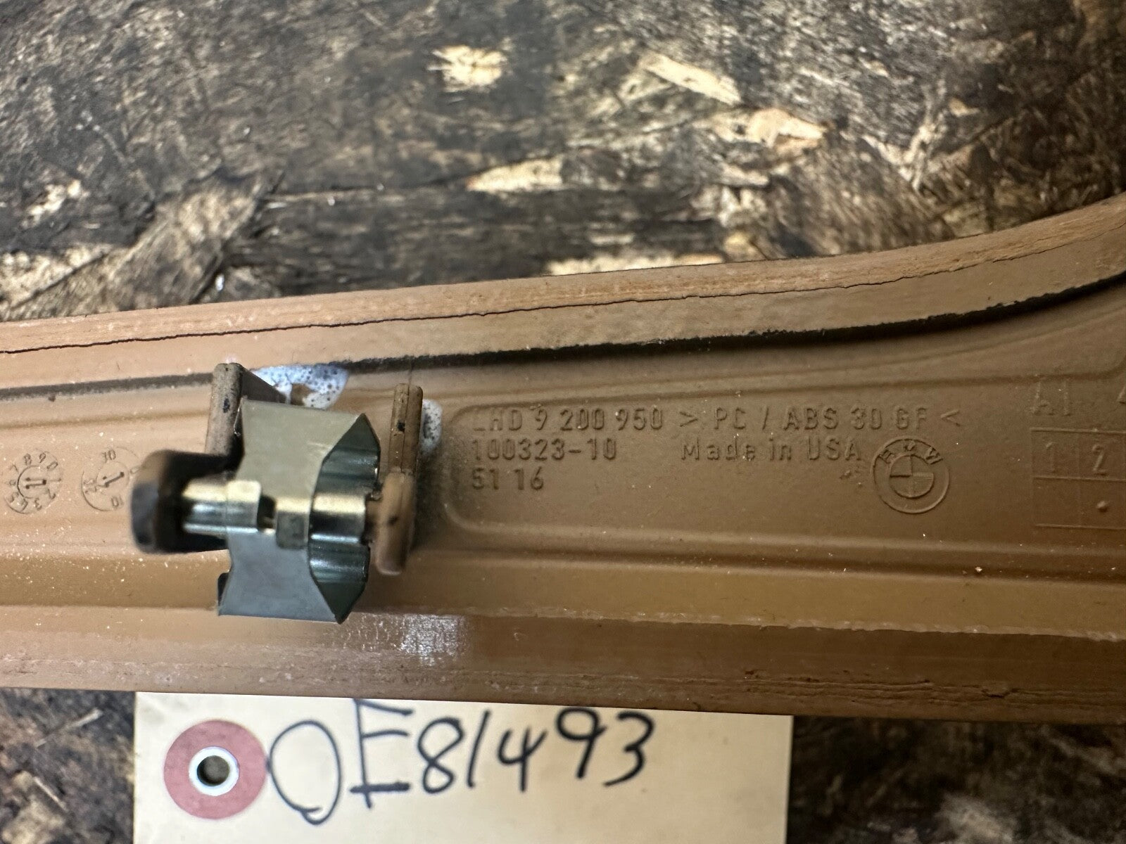 BMW 2011-2019 F25 X3 CENTER CONSOLE SHIFTER TRIM AND SWITCHES OEM 9200952