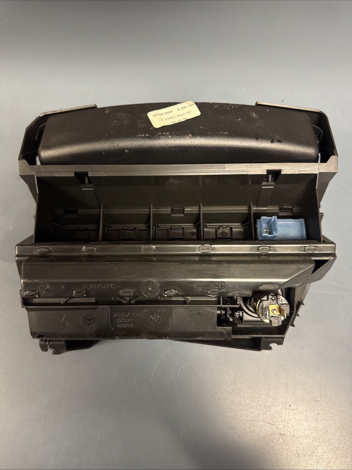 BMW 3 Series E46 Ashtray Center Console Ash Tray Shelf Black 8268887 8268888