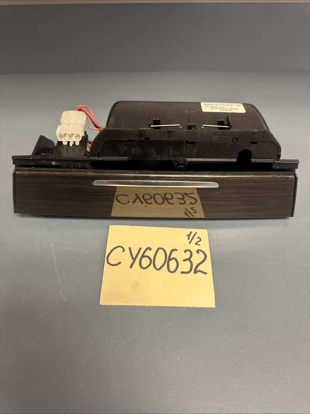 09-15 BMW 740i 750i F01 F02 Center Dash Console Ash Tray Wood Trim Panel 9119317