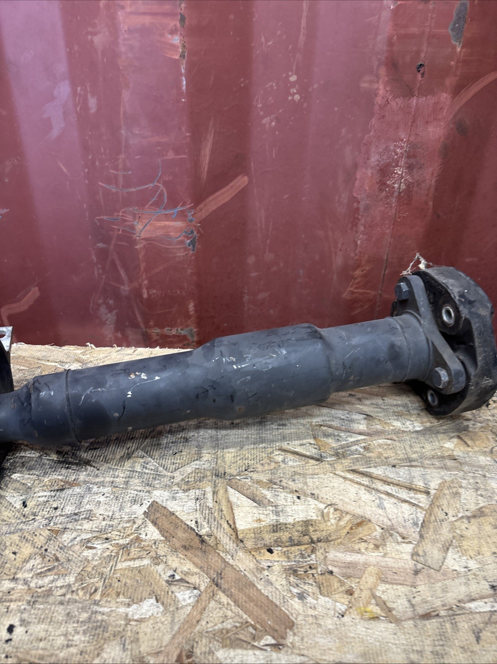 OEM Rear Drive Shaft Prop Drive Shaft For BMW 3 SERIES E90 2610 7527376 AWD