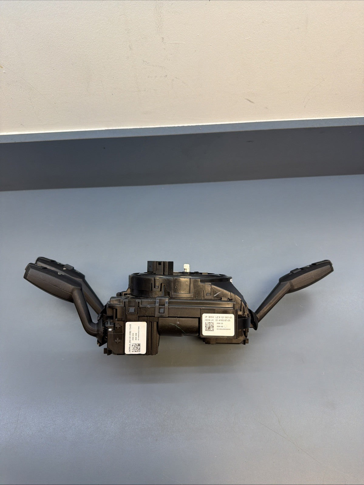 06-13 BMW E90 E92 328i Steering Column Switch Clockspring Clock Spring 9121901