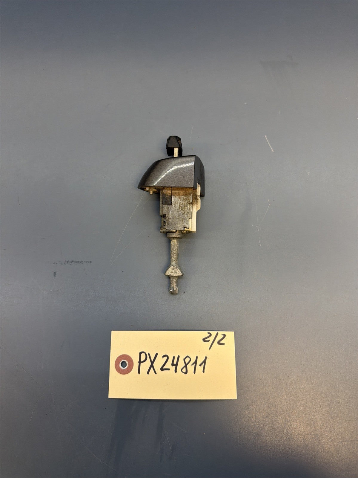 Left Front Driver Side Door Handle Key Lock Hole Keyhole OEM BMW E92 E93