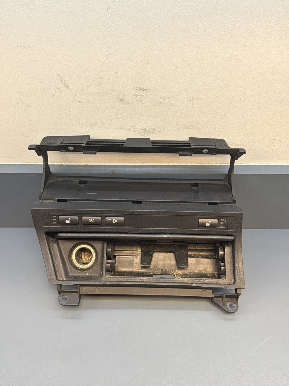 01-06 BMW E46 3-SERIES DASH CENTER CONSOLE ASH TRAY 8268887 OEM