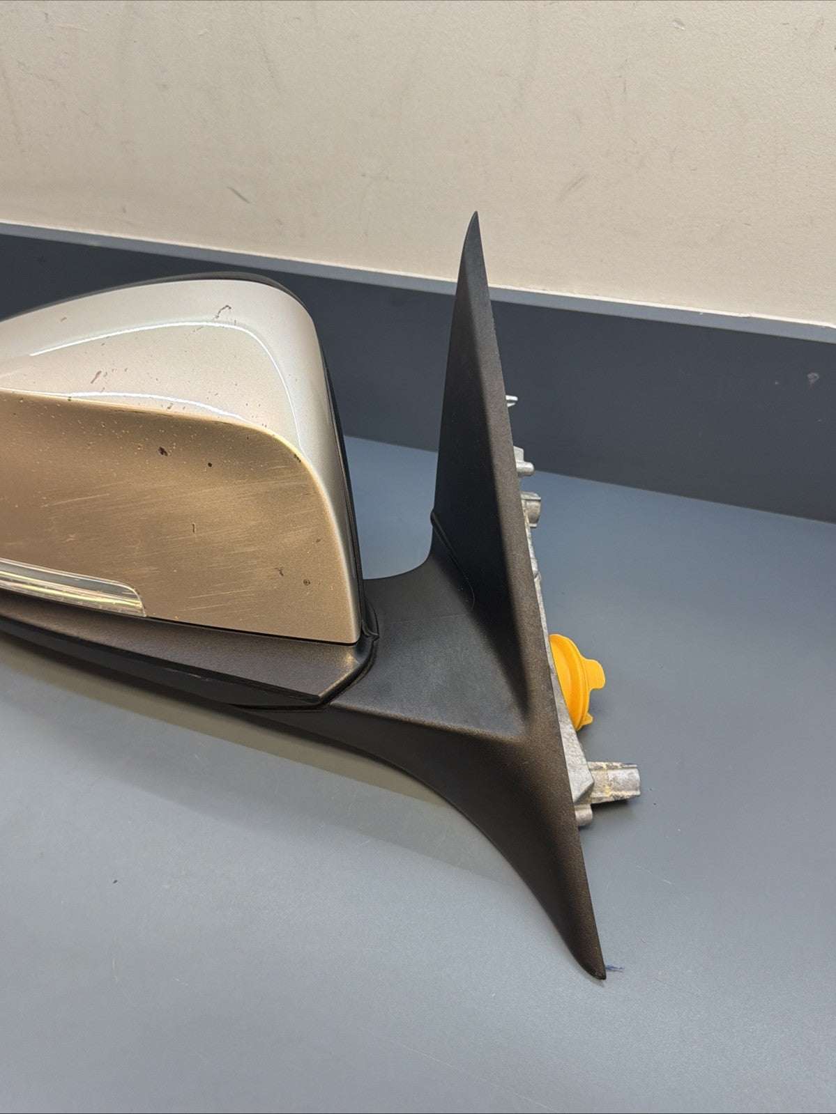 2012-2016 Bmw 328i 320i Right Passenger Side View Power Mirror E021185